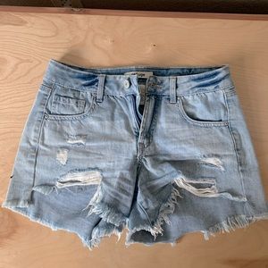 Refuge distressed shorts